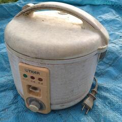 炊飯器 タイガーJNQ-0550　中古品