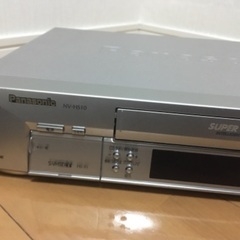 S-VHSビデオデッキ　パナソニック　NV-HS10　ジャンクの画像