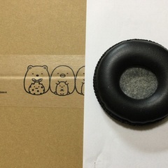 ヘッドホンの耳当て　片方のみ　昭和レトロ？　直径約7.5センチ　...