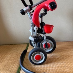 折りたたみ式三輪車の画像