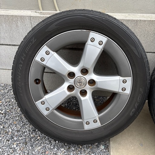 235/50 18インチ アルミホイール付