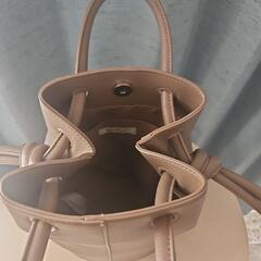 BEAMS ハンドバッグの画像