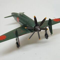 現状出品ジャンク 局地戦闘機 震電? 幅24×奥21×高10cm 深緑 プラモデル 模型  札幌市 清田区 平岡の画像