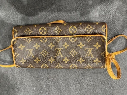 LOUIS VUITTON モノグラム ポシェット　良品