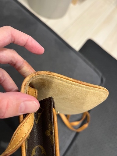 LOUIS VUITTON モノグラム ポシェット　良品