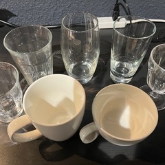 マグカップ、グラスなど