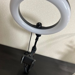 【美品】リングライト/撮影配信用ライト/web会議ライト/女優ライト/BLACKの画像