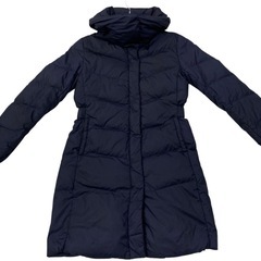 寒い駅でも大丈夫！UNIQLO UNIQLOダウンコートの画像