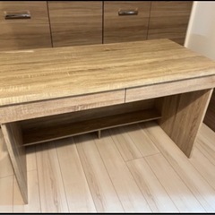 Lowya デスク　机の画像