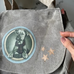 デパートで購入　有名アーティストのショルダーバックの画像