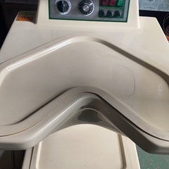 サーロインの脚手を温める器械の画像