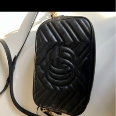 GUCCI グッチ　マーモント　ショルダーバッグの画像