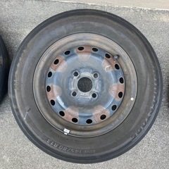 13インチスチールホイール+ホイールカバー×4本(ホイールナット付き )の画像