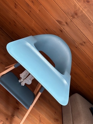STOKKE クリック ハイチェア トレイ ハーネス 付き