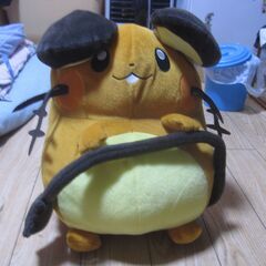 ピカチュウ　ぬいぐるみ