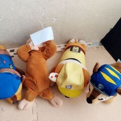 パウ・パトロール　チェイス　ラブル　おさるのジョージぬいぐるみ　中古の画像