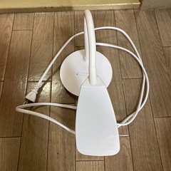 スマホスタンド付きデスクライト