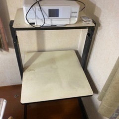 パソコン、プリンター台の画像