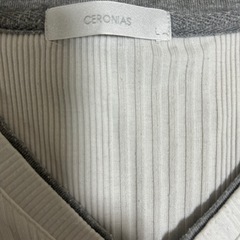 CERONAS VネックTシャツ Lサイズの画像