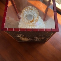 中古 ウエディングドレスの置物の画像