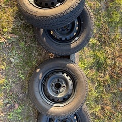 タイヤ・ホイール　ホイールキャップ　145R12 6PR LT 