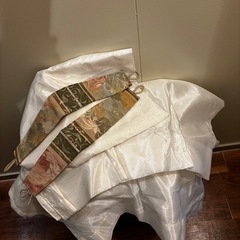 【極美品】サンゲツ超高級カーテン（交渉可）の画像