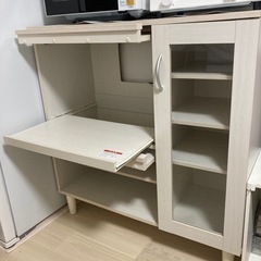 キッチンキャビネット　食器棚　電子レンジ台　の画像