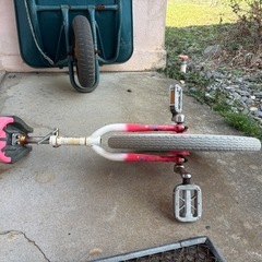 子供用一輪車の画像