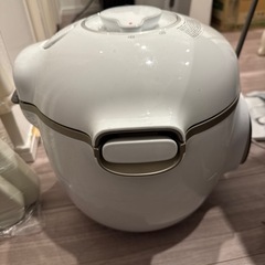 クックフォーミー(圧力調理・米10合炊)の画像