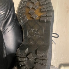ドクターマーチン靴UK4の画像