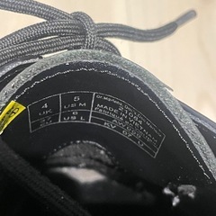 ドクターマーチン靴UK4の画像