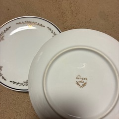 お取引中　お皿2枚の画像