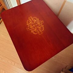 ベッド横チェスト（サイドテーブル）の画像