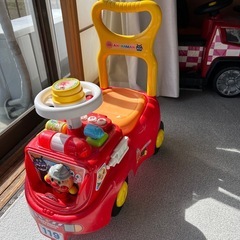 足けり車