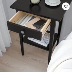 IKEA サイドテーブルの画像