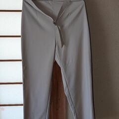 【再出品】必要な方どうぞ　パンツスーツ　の画像