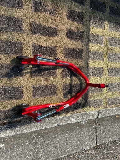 フォークアップスタンド