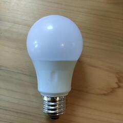 オーム電機 LED電球 E26 全方向 60形相当 電球色 LD...