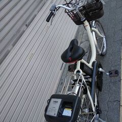 [YAMAHA]PAS SION-U(パス シオンユー)20吋 電動アシスト自転車 8.7Ahバッテリー+充電器(アイボリー)の画像