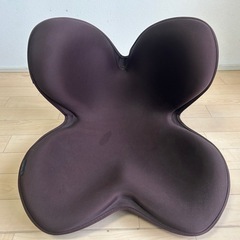 姿勢矯正サポーター MTG Body Make Seat Styleの画像
