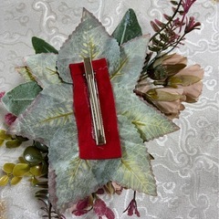 新品フラダンスなど髪飾りの画像