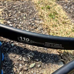 ミズノテニスラケットの画像