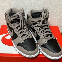 新品　スニーカー　NIKE　ダンク　HIGE 23.5センチ　箱付き