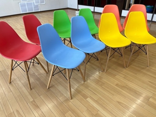 椅子【交渉中】
10脚セット　カフェ　塾　ラウンジなど