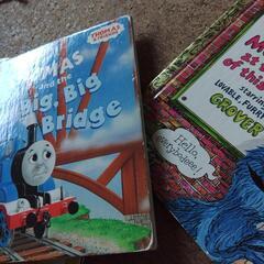 ダンボ・トーマス・セサミストリート　英語絵本 (Little Golden Book)の画像