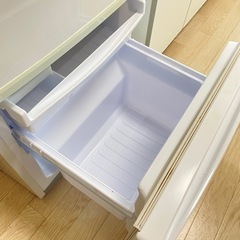 【5/31以降引き渡し】SHARP冷凍冷蔵庫 167L 2ドア SJ-S17A-HG の画像