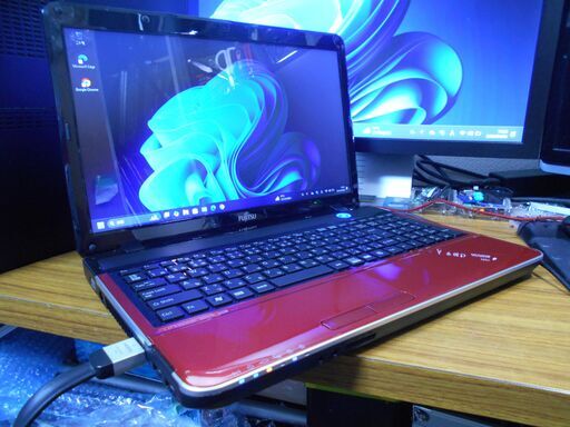 ノートパソコン 富士通 LIFEBOOK Windows11 24H2 CPU  i5-2410M メモリ8GB SSD128GB 