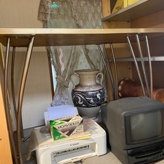 無料でさしあげます　テーブル