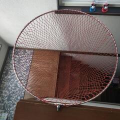 鯉釣りの玉網とケ−ス付きの画像