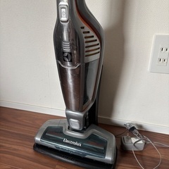スティック掃除機2台(バラ売り可)の画像